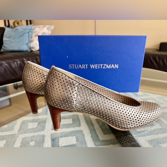 Stuart Weitzman pumps, 7.5 - Picture 1 of 4